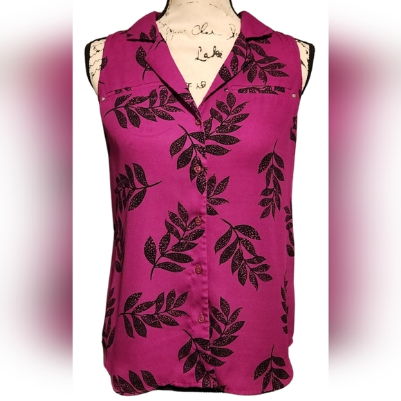 Apt 9 Sleeveless Collared Button Down Blouse - Picture 1 of 3